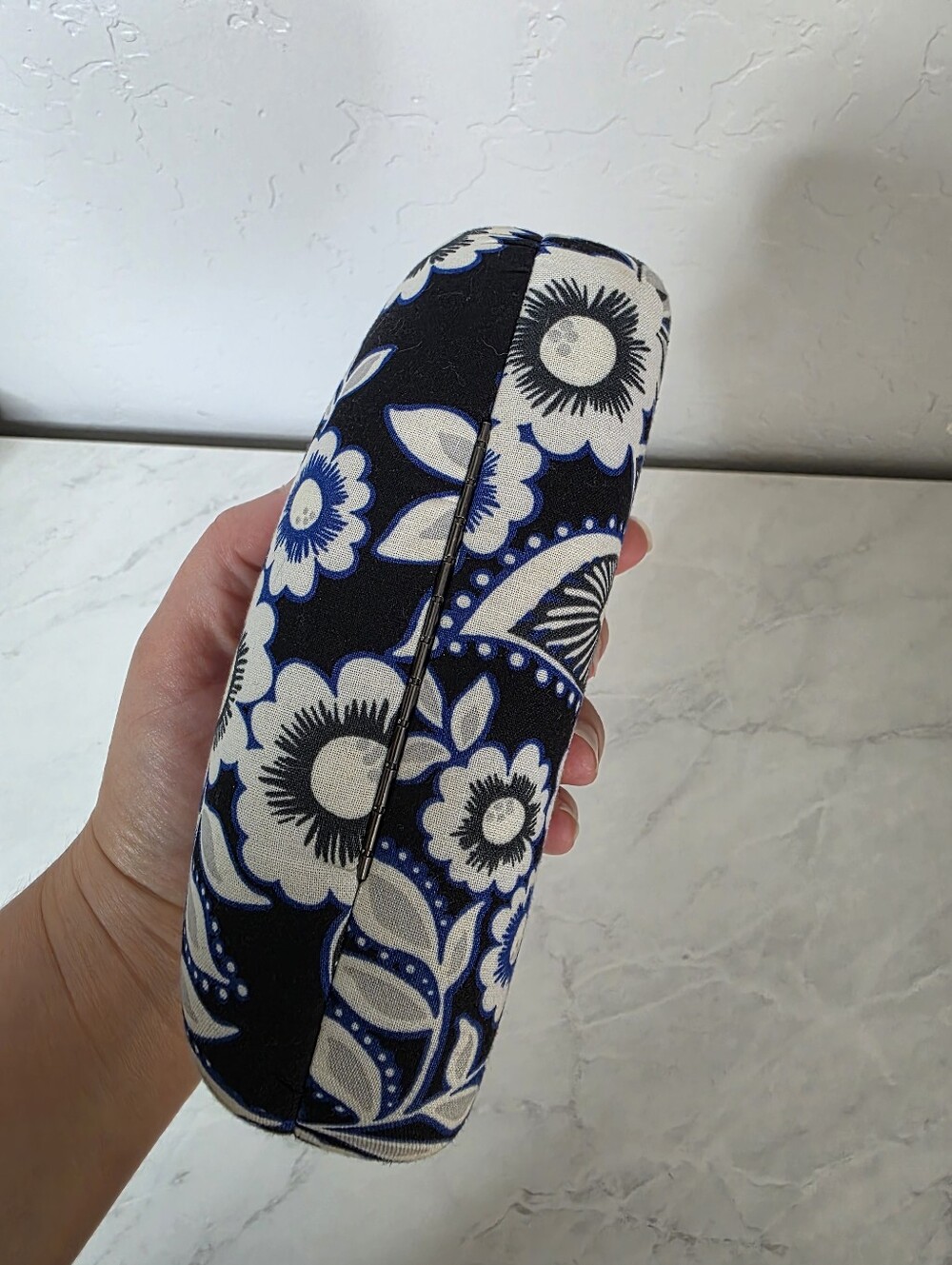 Vera Bradley Navy and White Floral Hard Eyeglass Case - Picture 7 of 7